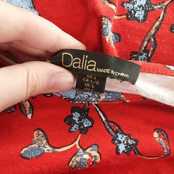 Dalia Cold Shoulder Blouse - Picture 6 of 7